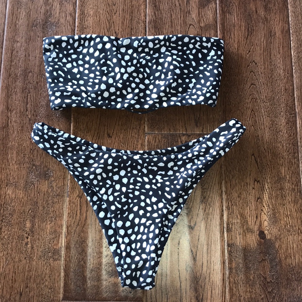 Strapless bikini